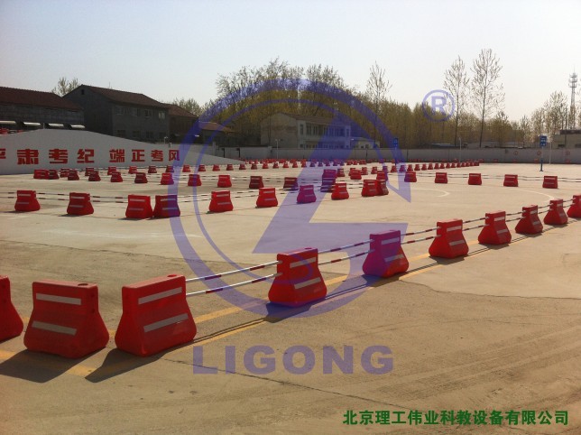 科目二場(chǎng)地考試系統(tǒng)，GPS小車考試系統(tǒng)